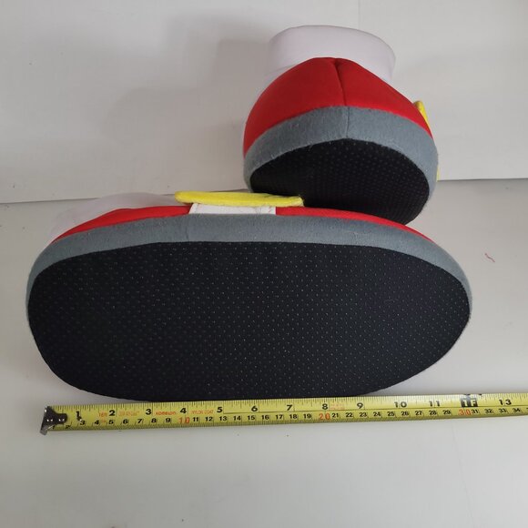 Sonic the Hedgehog Plush Slippers - Picture 10 of 10